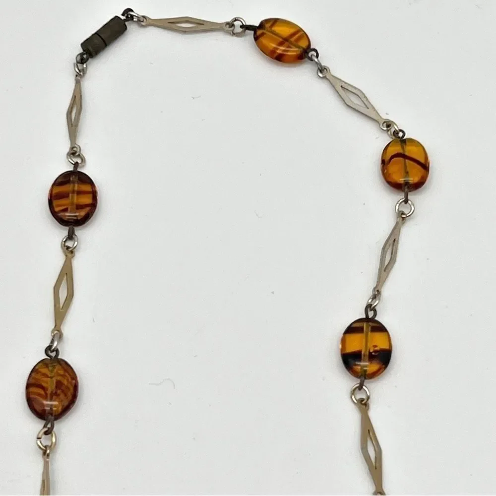 Gold Tone Diamond Shape Chain Amber Glass Striped Round Flat Bead Necklace 28”